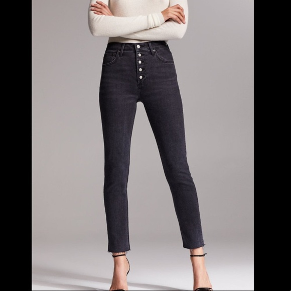 Denim forum yoko slim exposed button jeans